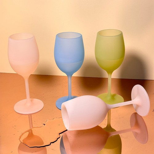 Wholesale Vintage Style Creative Contrast Color Silicone Wine Beer Glass Cup by Kinshing – Safe & Durable Design