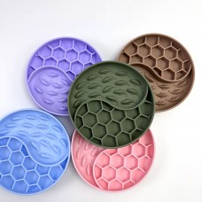 OEM Supply Eco Friendly BPA Free Honeycomb Silicone Dog Mat