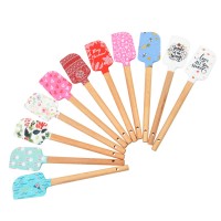 OEM Supply Cake Cream Butter Christmas Wood Handle Silicone Stirring Spatula